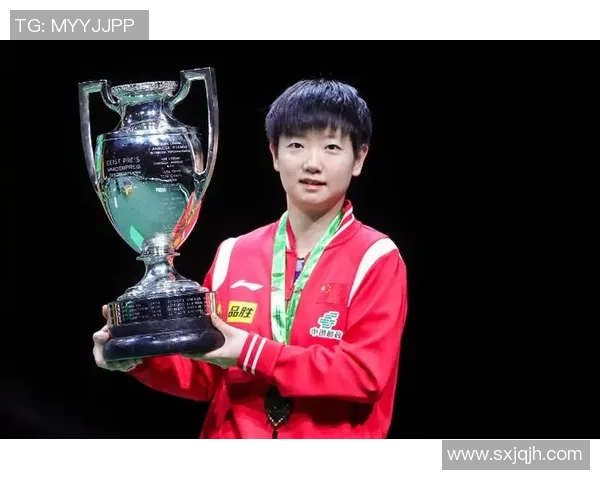 足球折桂之路:从青涩梦想到荣耀巅峰的奋斗历程